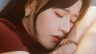 Perkawinan kontrak dengan suami yang polos, justru berujung manis tak terduga