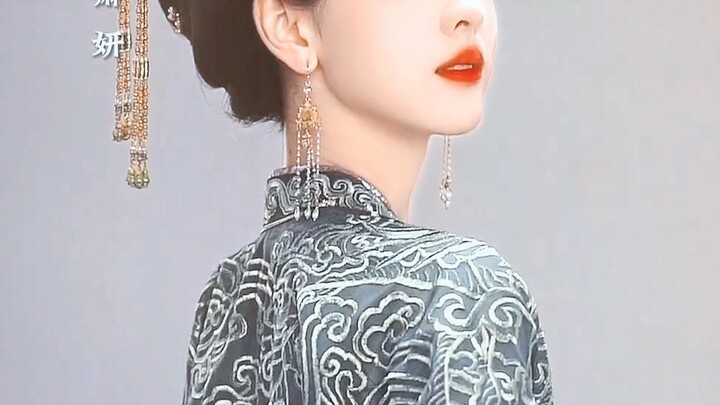 Cười nghiêng ngả luôn, ai bảo rằng các vai diễn của cô ấy năm nay đều liên tục chà đạp lên những điể