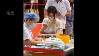 这 打 疫 苗 就 离 谱 ！