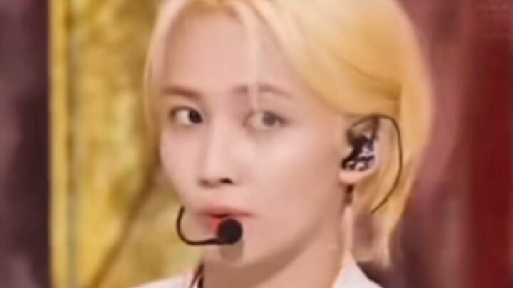 Tiểu Bát: “Mắt của anh thật to, chỉ là không…”