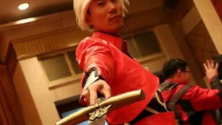 Summoning my master, Destiny Guardian Nightred A, youth passionately embraces classic anime; dreams 