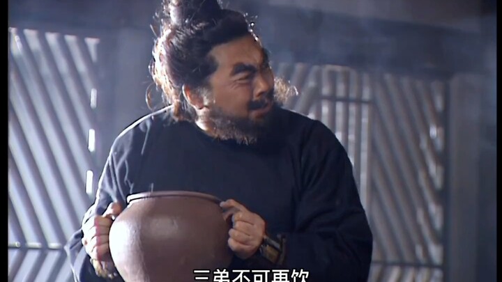 Zhang Fei benar-benar garang, Liu Bei membawa keluarga beramai-ramai menyerah kepada Cao Cao