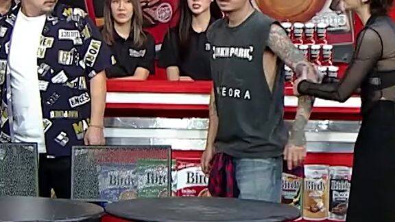 แบบนี้ก้อ....