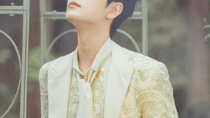 Ngakak banget, siapa tuh yang baru masuk terus para senior di barisan depan langsung serentak menole