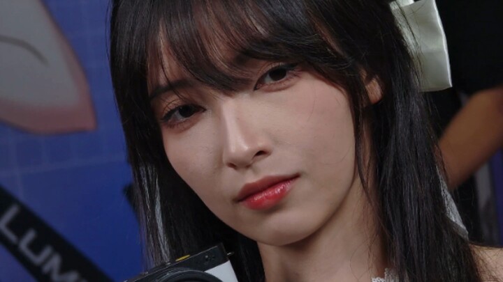 งานมหกรรมการ์ตูนเรืองแสงกว่างโจว สาวสวยสุดคิ้วท์จากกล้องพานาโซนิค พี่สาวอารมณ์ดี