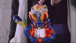 Hãy xem những dạng mạnh nhất của Kamen Rider Trio!!