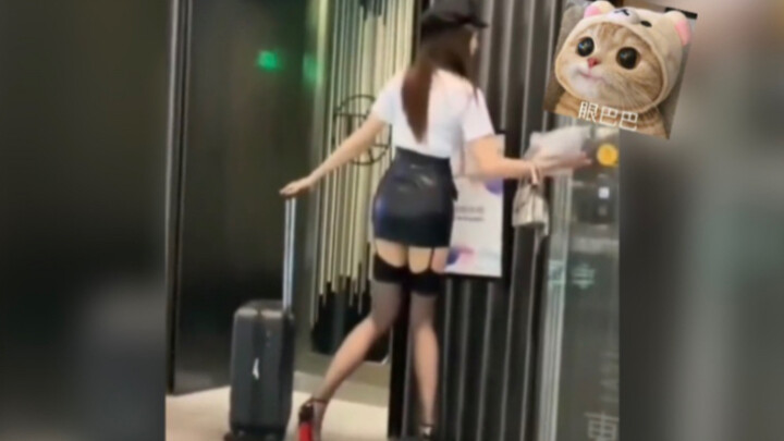 Jatuh cinta pada pandangan pertama? Atau hanya tertarik pada penampilan saja??