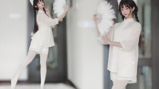 Gửi tới vầng trăng sáng❀ Thỏ ngọc nhỏ chân ngắn màu trắng ~