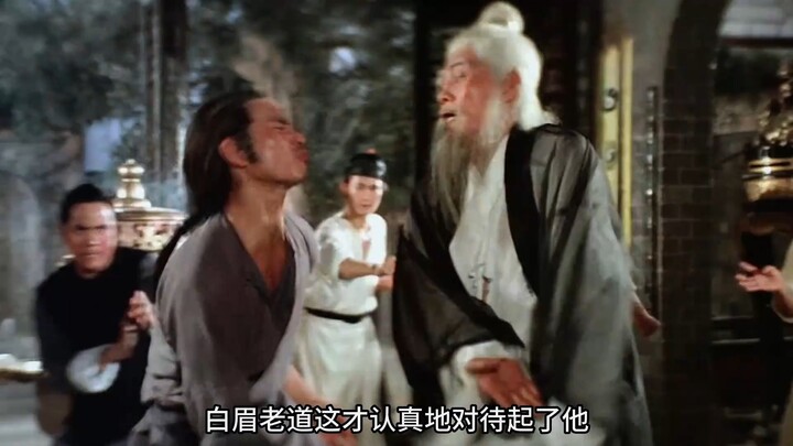 Để phá được Kim Chung Chiêu và Thiết Bộ Sa, người đàn ông đã đặc biệt chế tạo một hình nhân bằng đồn