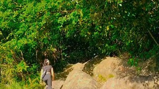 explore singapore... hiking during my free time