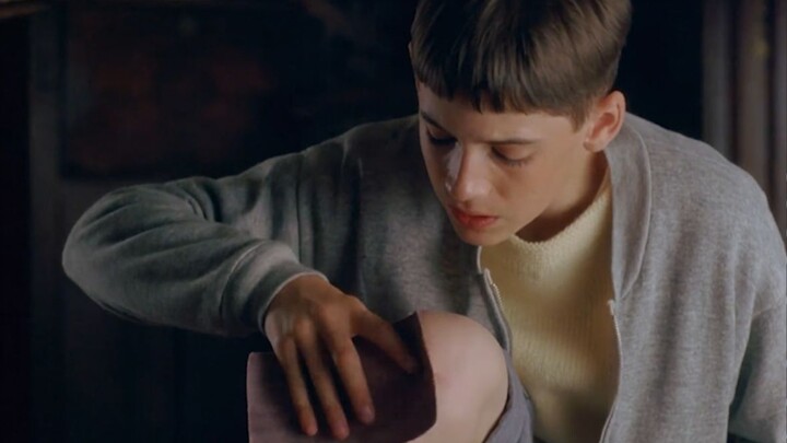 เด็กวัยรุ่นอายุ 14 ปีผู้มีปัญหาพฤติกรรม พยายามปลุกแม่ให้ตื่นด้วยการท้าทายมาราธอน 42 กิโลเมตร ภาพยนตร