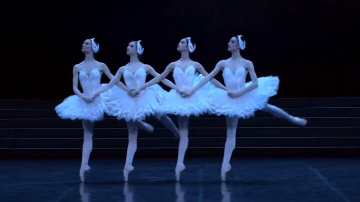 The most powerful lineup of the Four Little Swans in history, the most amazing version