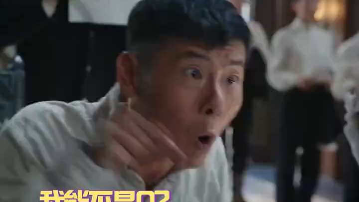 Jiang Qiming is urging the young couple, En’er and her partner, to hone their acting skills at home.