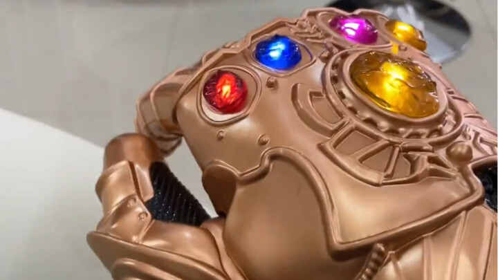 بالله عليك، أي فتى يمكنه رفض هدية عيد ميلاد كهذه!