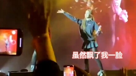 ลิซ่าชักจะไม่รู้จักประมาณตนไปหน่อยแล้ว ฮ่าๆ