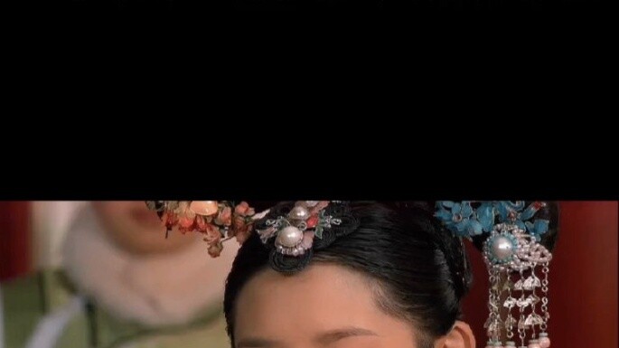 [Random screenshot] When you travel through time and space and become the emperor in Legend of Zhen 