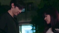 Người anh tìm thấy Sang Zhi và Jia Xu cùng nhau đánh đập. Vì gánh nặng cho gia đình quá nặng nên bố