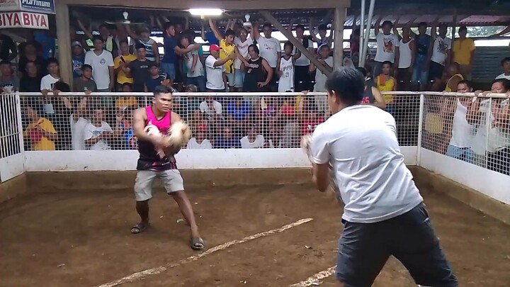 BUTI NAKA GANTI PA YUNG AMIN HAHAHA