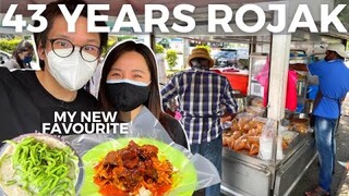 43 YEARS Petrol Station Rojak! Where to get GOOD Indian Rojak & Cendol | Street food Malaysia