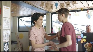 【短片】 【Closeted】当深柜欧美小哥背着女友偷偷爱上了呆萌亚裔小哥....