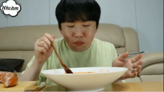 Bánh mì bơ tỏi và tokbokki bánh tráng phần 7 #mukbang