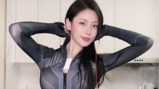 早起，钢铁赛博制服大摆锤