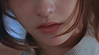 تضحك حتى الموت، الممثلة البالغة من العمر 40 عامًا جميلة جدًا لدرجة أنها لا تهتم بحياة أو موت النجم ا
