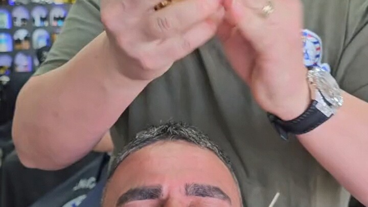 我觉得世界是一个巨大的战斗爽