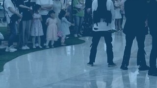 [Random Dance Wuhan Station 1st Roadshow] Mic Drop (Versi MAMA)-BTS