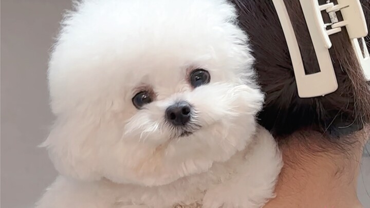 ต้องกอดถึงจะไม่ร้องอุแว้ๆ…