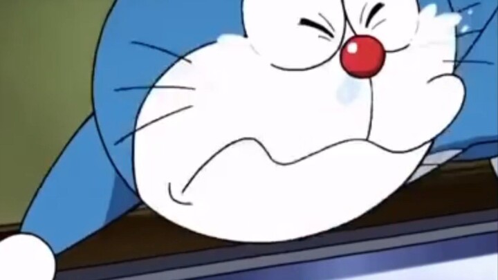 doraemon menangis ketakutan