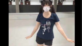 跟着宝宝学跳舞！