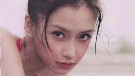 เบบี๋ยุคแรก ความทะเยอทะยานล้นอยู่ในแววตา!