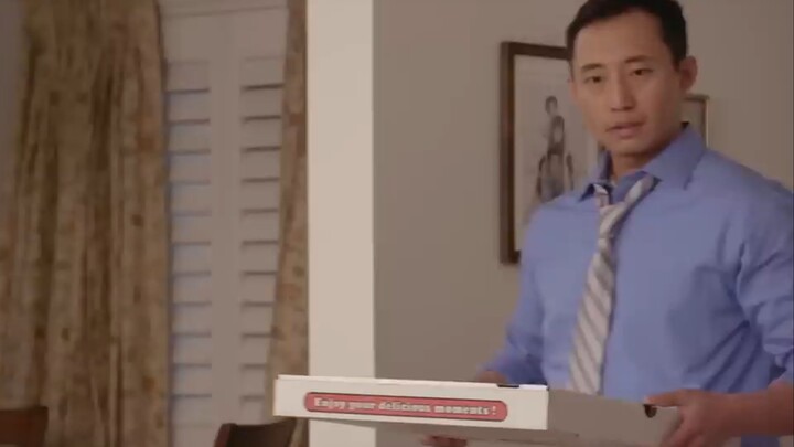 达美乐逆天披萨广告