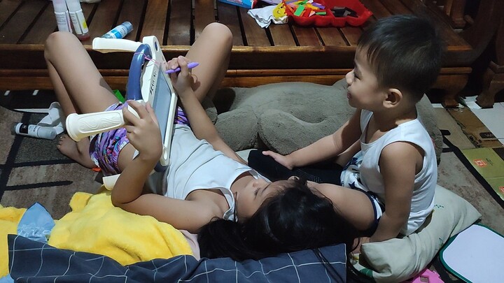 Ruru ABCs.. 😂
