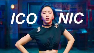 Female idols being iconic