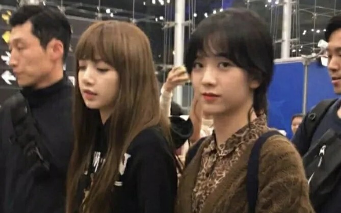 36 momen Kim Jisoo yang menggoyahkan hati! Dia memang sangat lembut!