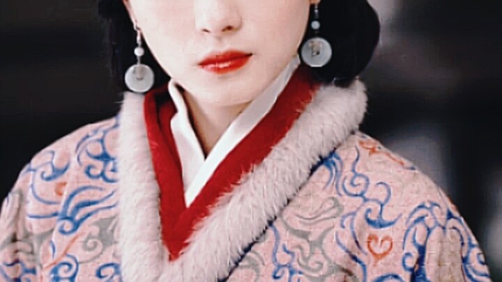 Waduh… Sekarang aku benar-benar ngerti kenapa foto rambut panjangnya bisa bikin sutradara terpesona!