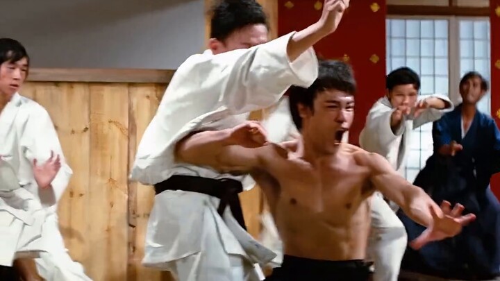 "I can watch this scene countless times" "The 2009 Zero is invincible"