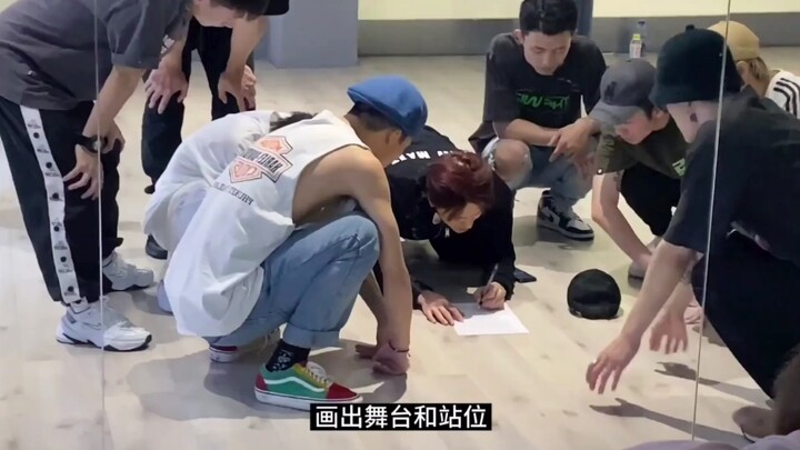 [Jackson Wang] Bên A hoàn hảo cho bên B có lẽ là Jackson Wang.
