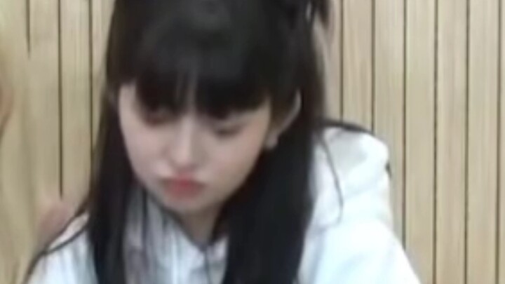 Meskipun...dia sangat imut QvQ