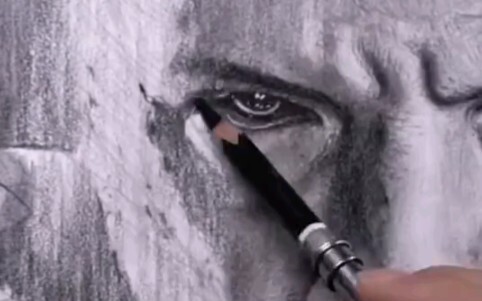 A printer’s drawing method ruins a soulful masterpiece.