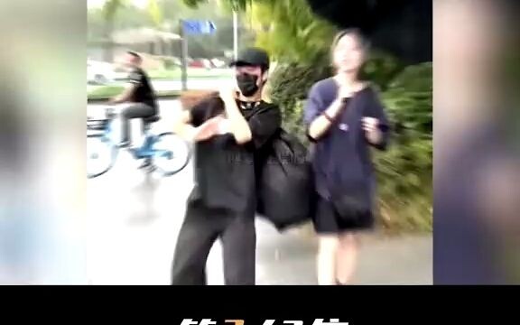 The moment of grabbing bamboo shoots: Zhou Shen's height doesn't offend any of you