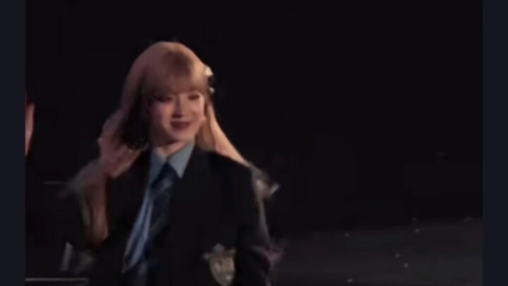 【Song Yuqi】Salah satu bintang tamu wanita yang paling cepat keluar panggung; A-Xin: Dia menghilang t