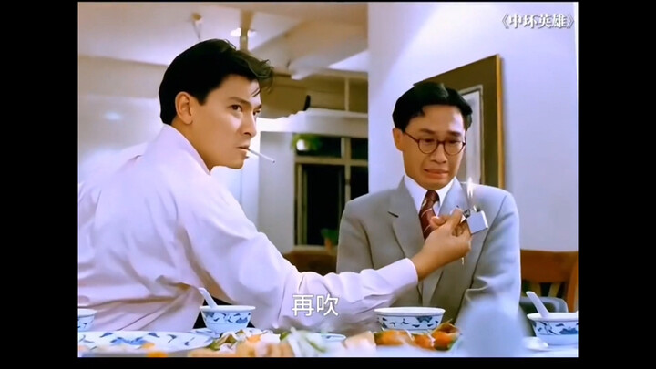 حتى الآن، قلة من الناس تتقن حركة التدخين هذه!