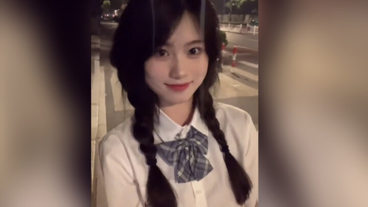 情人节限定：双 马 尾 女 孩