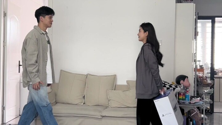 Tình yêu của bạn trai tôi có thể lay động cả trời đất, nhưng lại không thể lay động được tôi...