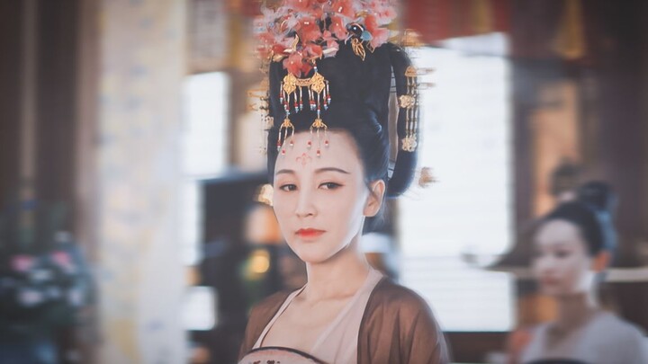 难怪她说专业演员应该拿到什么角色都能演好 ！