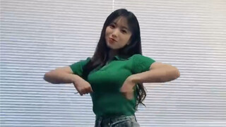 【矢吹奈子】nice body～220725 矢吹奈子 TikTok 更新 ITZY Sneakers Challenge