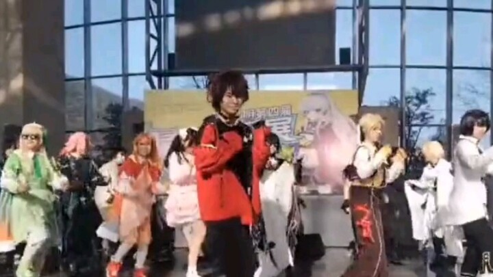 【Three Star Rain】When you cosplay as Mu Sicheng and randomly dance the drunken butterfly